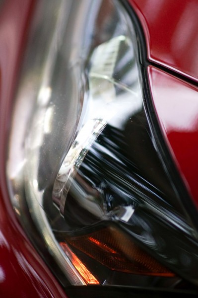 Lexus IS 250 headlamp w/Minolta 85/1.4 G and LA-EA2